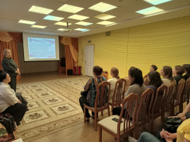 Скоро в школу Скоро в школу.